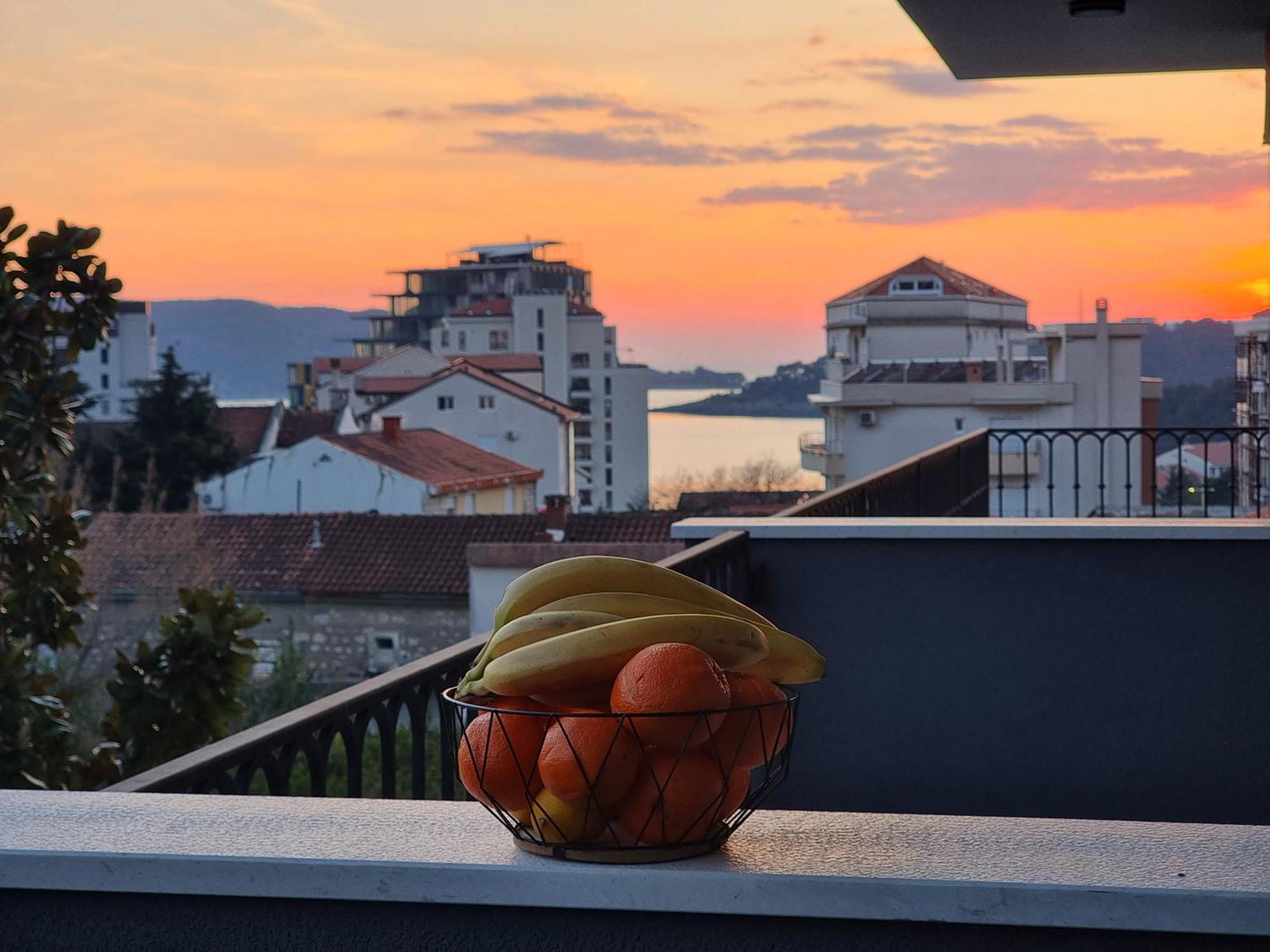 Adriatic Apartments Будва Экстерьер фото