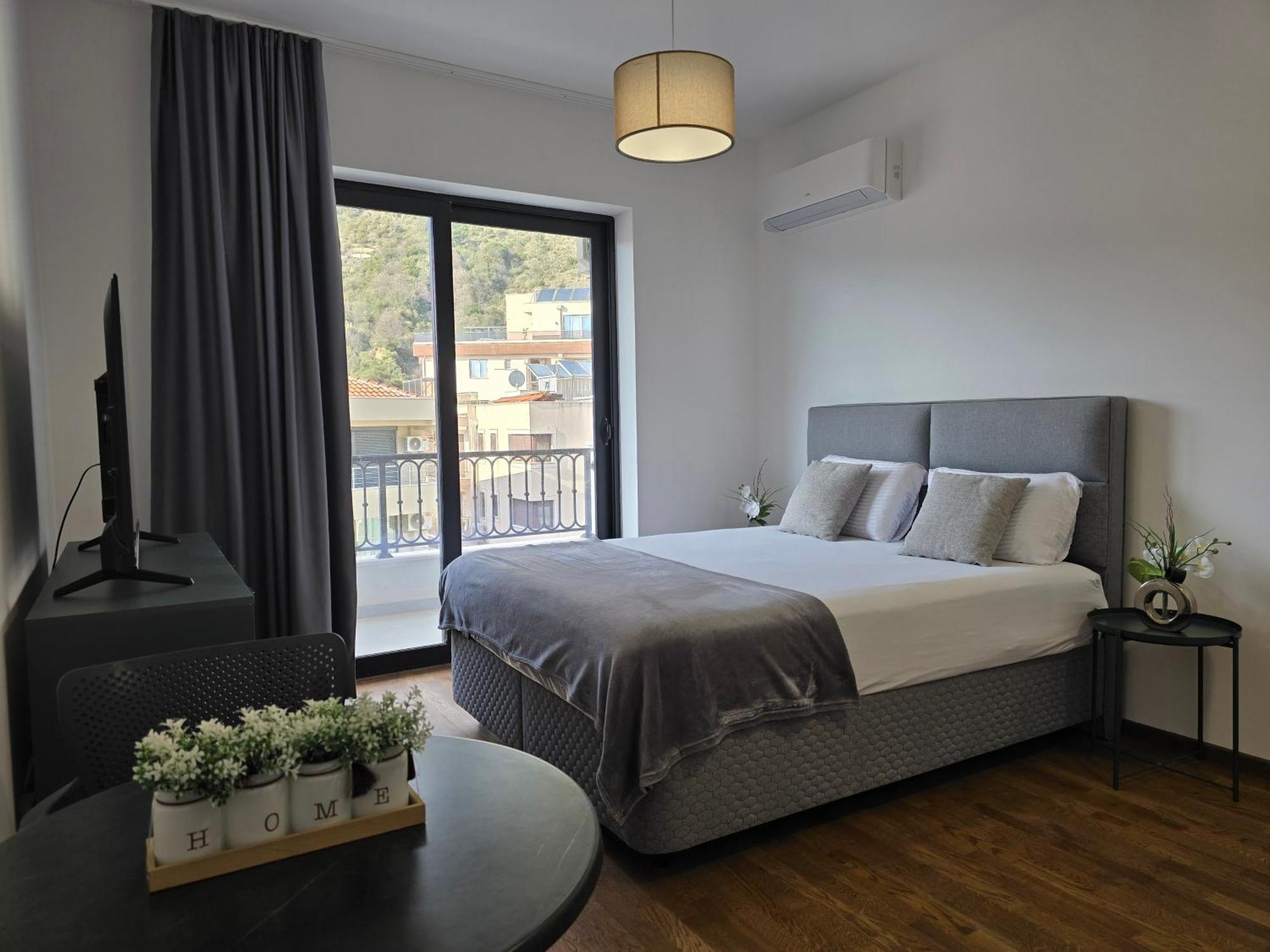 Adriatic Apartments Будва Экстерьер фото